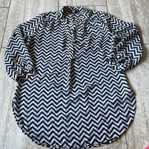 Preloved Chinese collar,long sleeves,sheered front,placket with buttons,blouse L